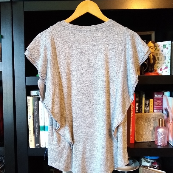 GAP Ruffle Top - Picture 8 of 10